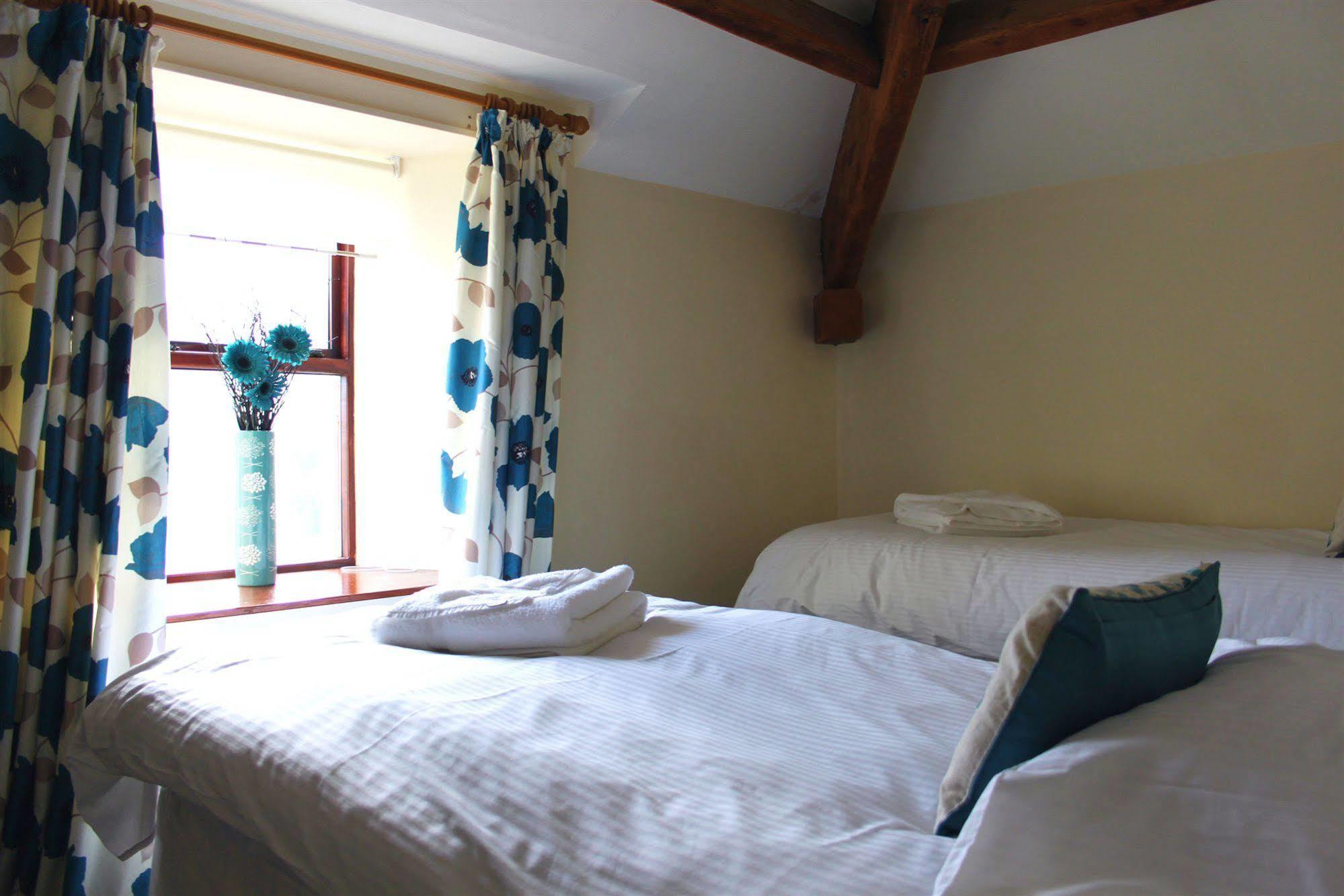 Embleton Spa Hotel & Apartments Екстериор снимка